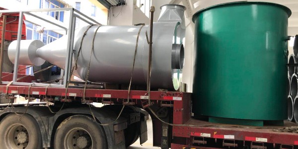 塑料垃圾處理，使用耀先小型垃圾焚燒爐可解決