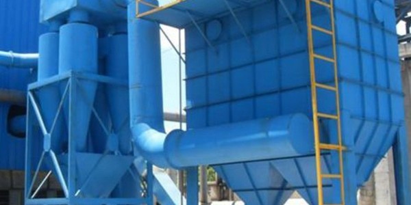 塑燒板除塵器是如何過(guò)濾粉塵的？廢氣處理廠家耀先環(huán)境設(shè)備效果好